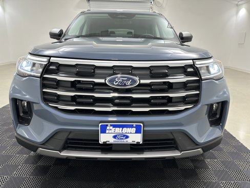 New 2025 Ford Explorer Active w/ Active Comfort Package image 2
