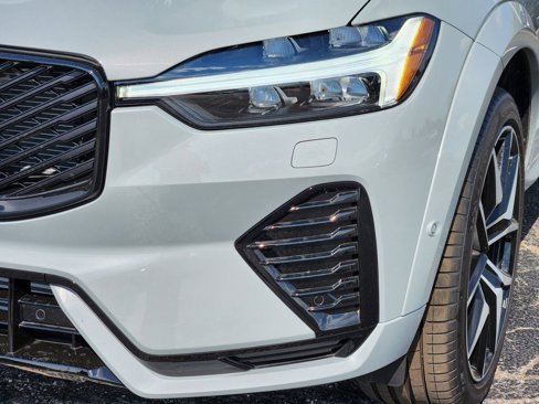 Certified 2026 Volvo XC60 T8 Polestar image 8