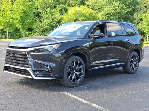 New 2025 Lexus TX 500h AWD image 2