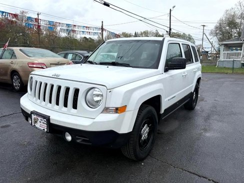 Used 2017 Jeep Patriot Sport w/ Power Value Group image 5
