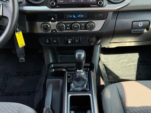 Certified 2022 Toyota Tacoma SR5 image 17