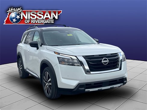 New 2025 Nissan Pathfinder Platinum image 1