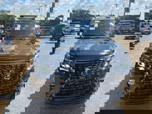 Used 2023 Lexus GX 460 image 4
