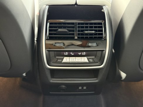 New 2026 BMW X5 sDrive40i image 24