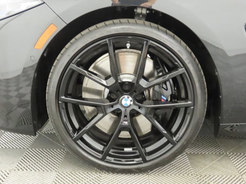 Certified 2025 BMW 840i xDrive Convertible w/ M Sport Professional Package image 36