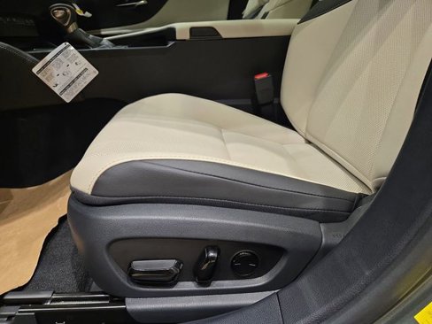 New 2025 Lexus ES 350 w/ Premium Package image 31