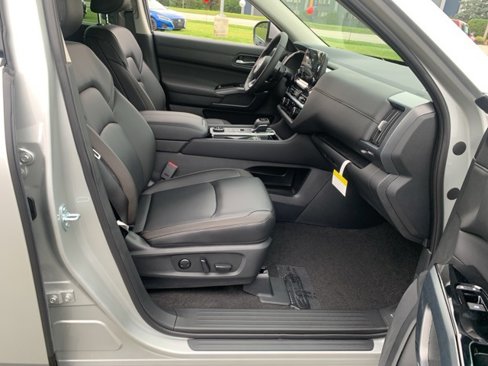 New 2025 Nissan Pathfinder SL image 34