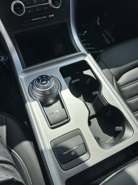 Used 2024 Ford Edge SEL w/ Convenience Package image 12