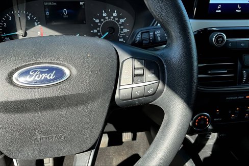 Used 2022 Ford Escape SE w/ SE Sport Appearance Package image 18