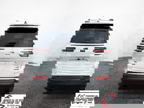 New 2025 Jeep Grand Cherokee L Limited image 4