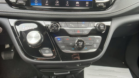 New 2026 Chrysler Pacifica Select image 28
