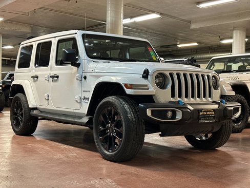 Certified 2022 Jeep Wrangler Unlimited Sahara w/ Cold Weather Group image 7