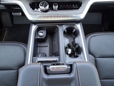 New 2025 Ford Expedition Tremor image 25