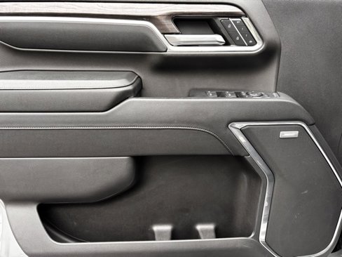 Certified 2024 Chevrolet Silverado 3500 LTZ w/ LTZ Premium Package image 19