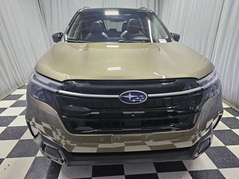 New 2025 Subaru Forester Touring image 2