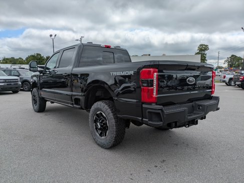 New 2025 Ford F250 Lariat w/ Lariat Ultimate Package image 6