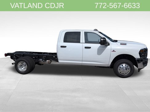 New 2026 RAM 3500 Tradesman image 5