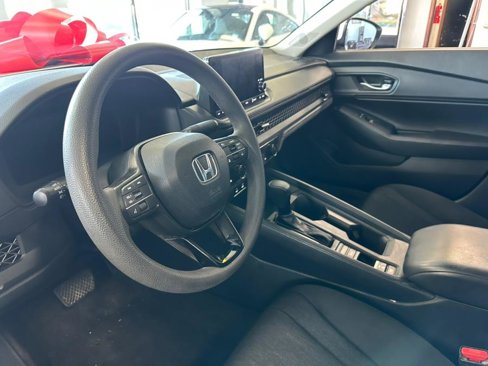 Used 2023 Honda Accord EX image 24
