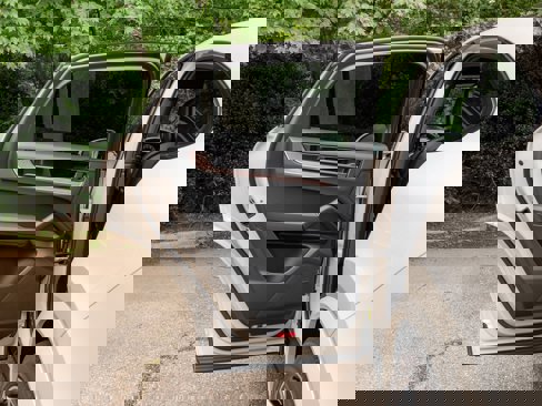 New 2025 Porsche Cayenne Coupe image 29