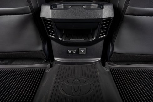 Used 2025 Toyota Tundra SR5 image 33