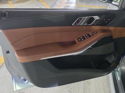 New 2026 BMW X5 M60i w/ Executive Package image 15