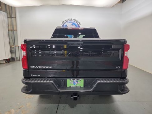 Used 2023 Chevrolet Silverado 1500 LT Trail Boss image 8
