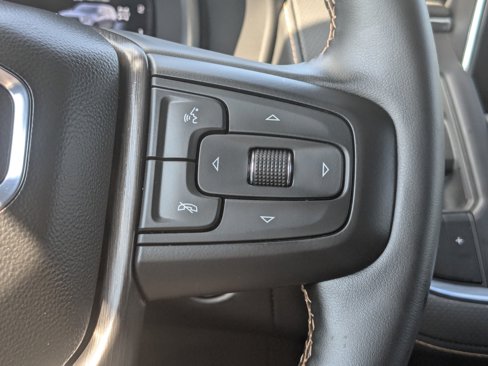 Used 2023 GMC Yukon XL AT4 image 24