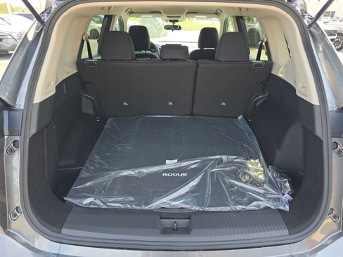 New 2026 Nissan Rogue S image 18