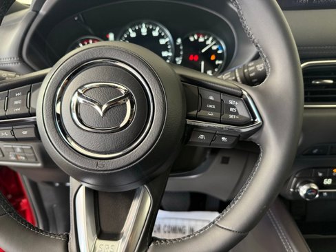 New 2025 MAZDA CX-5 Signature image 17