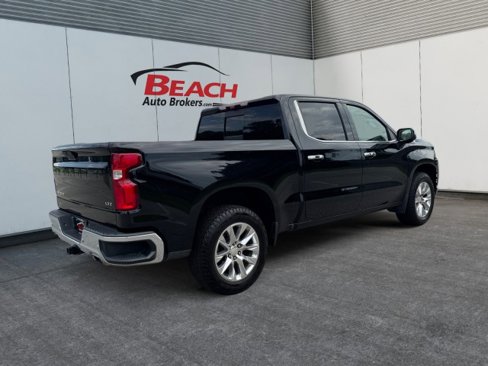 Used 2021 Chevrolet Silverado 1500 LTZ w/ Technology Package image 5