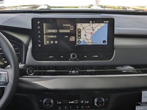 New 2025 Mitsubishi Outlander SE image 18