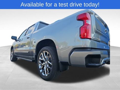 New 2026 Chevrolet Silverado 1500 High Country image 3