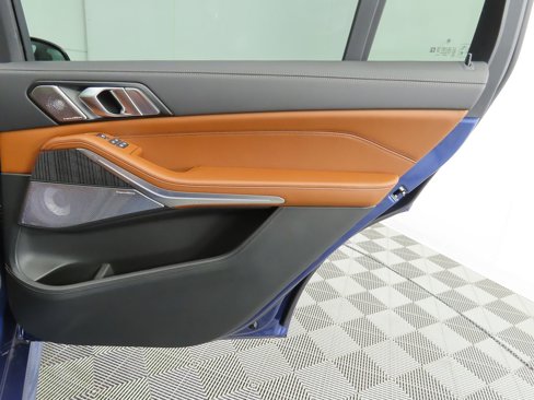 New 2026 BMW ALPINA XB7 image 28