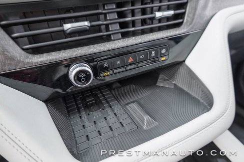 Used 2025 Ford Explorer Platinum w/ Ultimate Package image 34