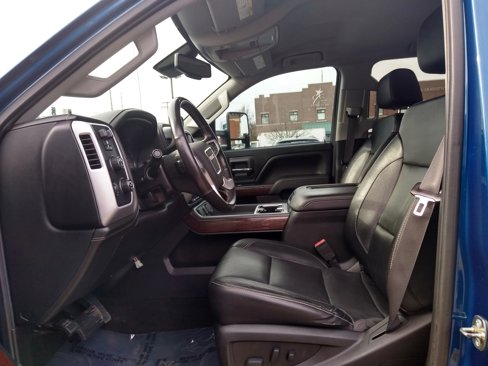 Used 2016 GMC Sierra 2500 SLT w/ Duramax Plus Package image 12