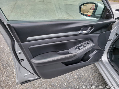Used 2022 Nissan Altima 2.5 SV image 26