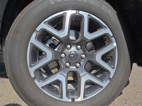 Used 2025 RAM 1500 Laramie image 14