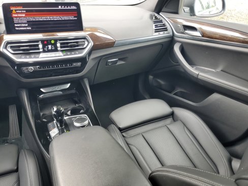 Used 2024 BMW X4 xDrive30i image 14