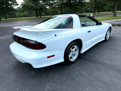 Used 1995 Pontiac Firebird Coupe image 16
