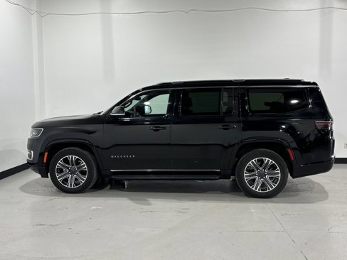 Used 2023 Jeep Wagoneer Series II image 15