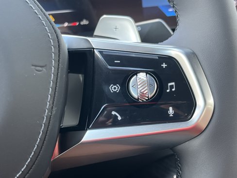 New 2026 BMW 740i w/ Premium Package image 13