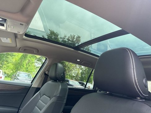 New 2025 Volkswagen Atlas SEL image 21
