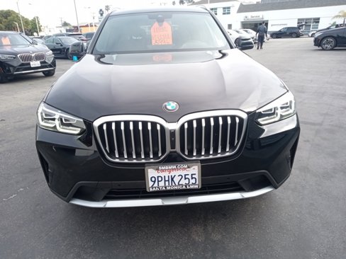 Used 2024 BMW X3 xDrive30i w/ Premium Package image 2