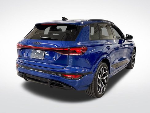 New 2025 Audi SQ6 e-tron Premium Plus image 5