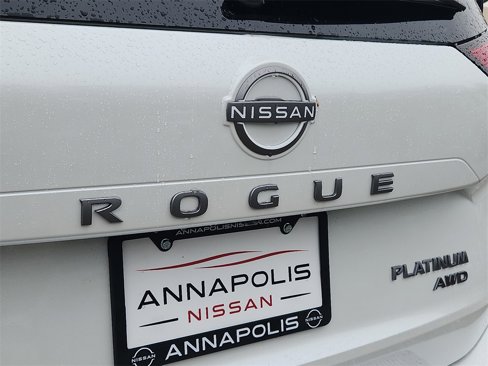 New 2026 Nissan Rogue Platinum image 11