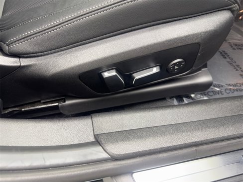 Used 2025 BMW 330i Sedan image 47