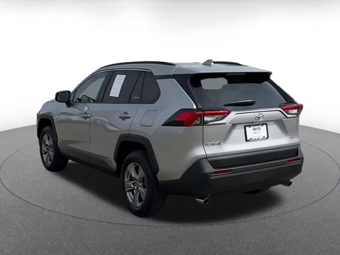 Used 2025 Toyota RAV4 LE image 11