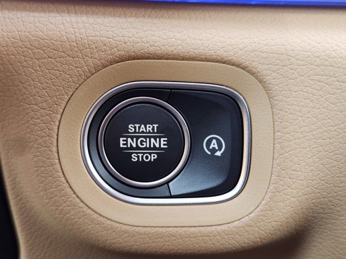 New 2026 Mercedes-Benz GLS 450 4MATIC image 21
