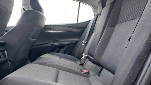 Used 2025 Toyota Camry LE image 15