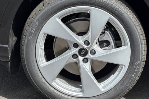 New 2025 Audi Q5 Premium Plus image 25